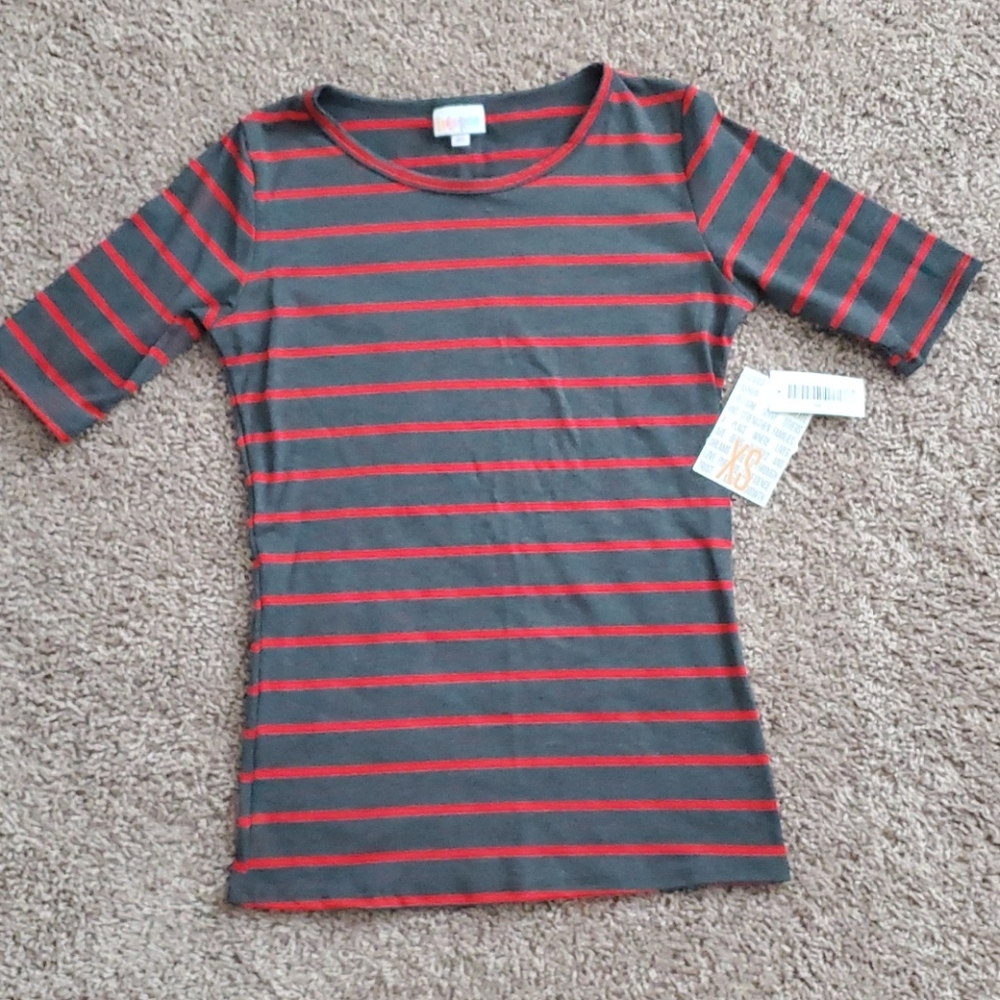 LuLaRoe Woman's Gigi Shirt